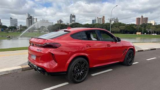 BMW-X6-2022