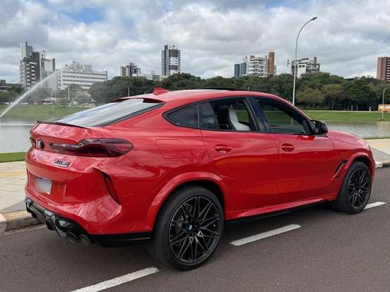 BMW-X6-4.4 V8 BITURBO GASOLINA M COMPETITION AUTOMÁTICO BMW-X6-2022