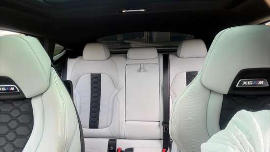 BMW-X6-2022