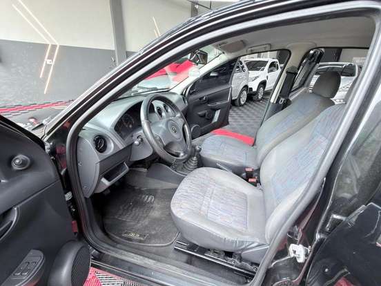 CHEVROLET-CELTA-2010
