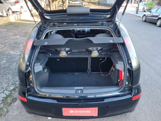 CHEVROLET-CORSA-2011