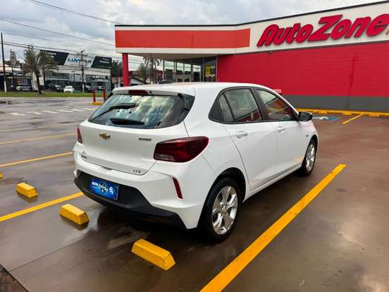 CHEVROLET-ONIX-2022