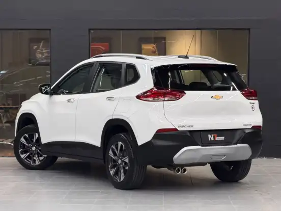 CHEVROLET-TRACKER-2022