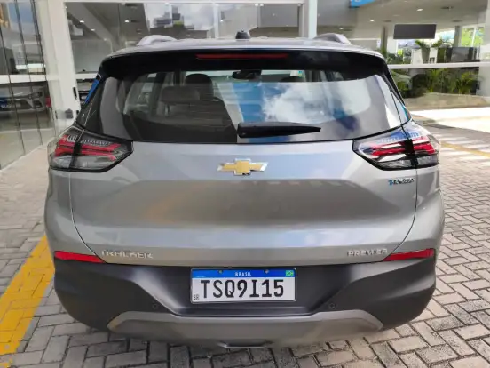 CHEVROLET-TRACKER-2025