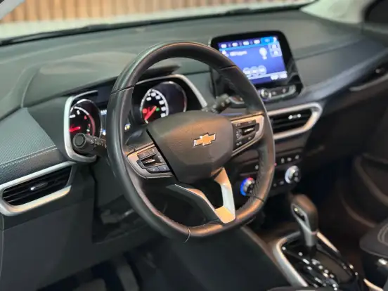 CHEVROLET-TRACKER-2023
