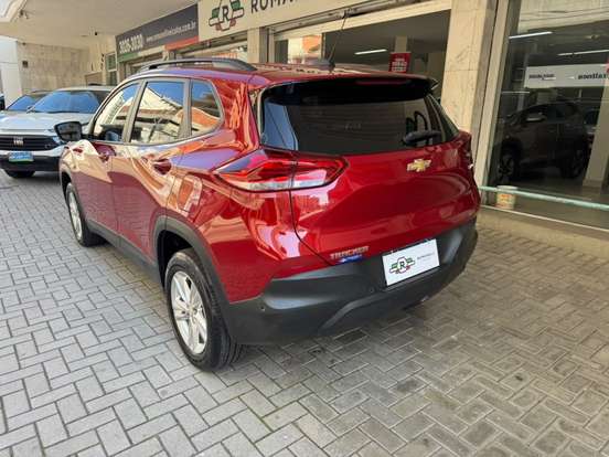 CHEVROLET-TRACKER-2021