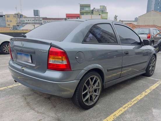 CHEVROLET-ASTRA-1.8 MPFI GL 8V GASOLINA 2P MANUAL CHEVROLET-ASTRA-2000