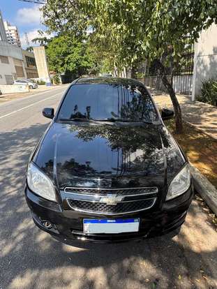 CHEVROLET-PRISMA-2012