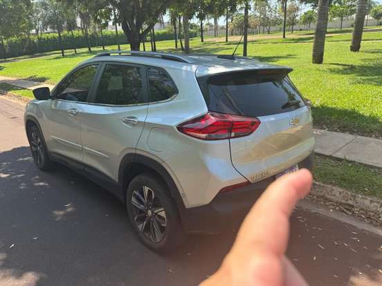 CHEVROLET-TRACKER-2022
