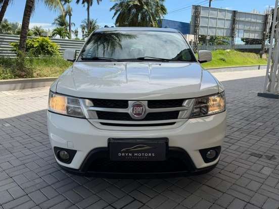 FIAT-FREEMONT-2.4 PRECISION 16V GASOLINA 4P AUTOMÁTICO FIAT-FREEMONT-2014