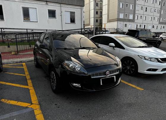 FIAT BRAVO 1.8 ABSOLUTE 16V FLEX 4P AUTOMATIZADO