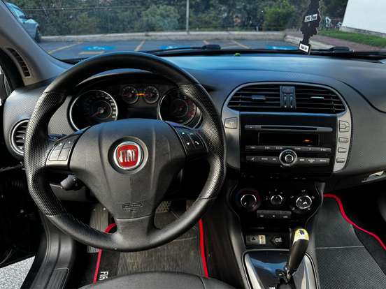 FIAT-BRAVO-1.8 ABSOLUTE 16V FLEX 4P AUTOMATIZADO FIAT-BRAVO-2012