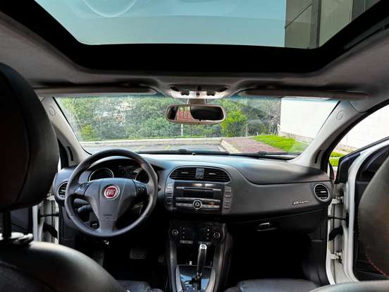 FIAT-BRAVO-1.8 SPORTING 16V FLEX 4P AUTOMATIZADO FIAT-BRAVO-2013