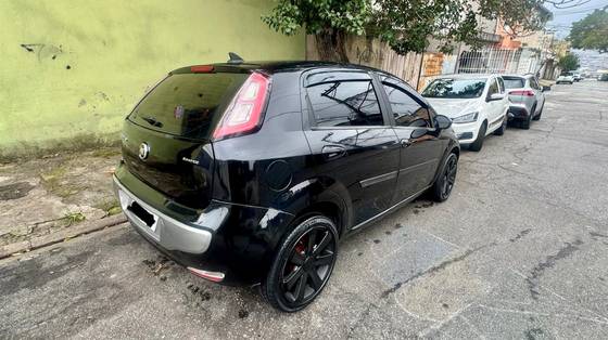 FIAT PUNTO 1.6 ESSENCE 16V FLEX 4P MANUAL