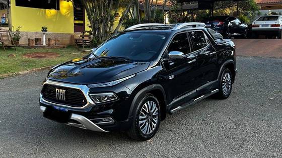 FIAT TORO 2.0 16V TURBO DIESEL RANCH 4WD AT9