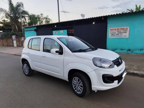 FIAT UNO 1.0 FIRE FLEX ATTRACTIVE MANUAL