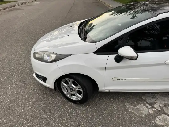 FORD-FIESTA-2016