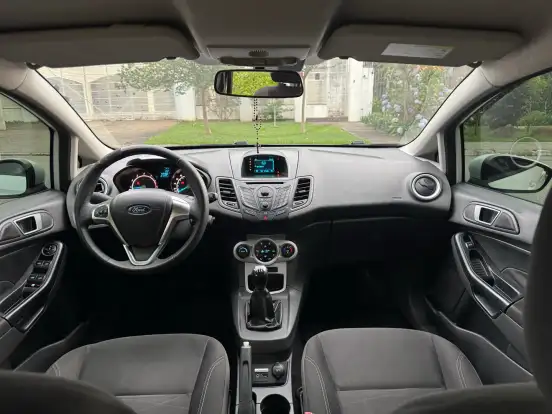 FORD-FIESTA-2016