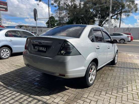 FORD-FIESTA-2013
