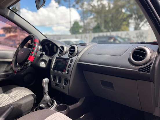 FORD-FIESTA-1.6 ROCAM SEDAN 8V FLEX 4P MANUAL FORD-FIESTA-2013