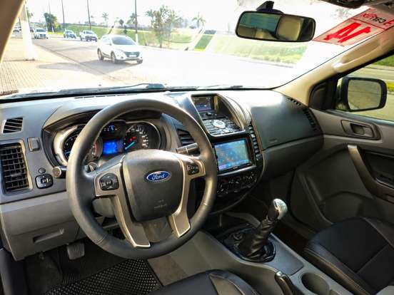 FORD-RANGER-2013