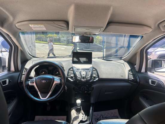 FORD-ECOSPORT-2014