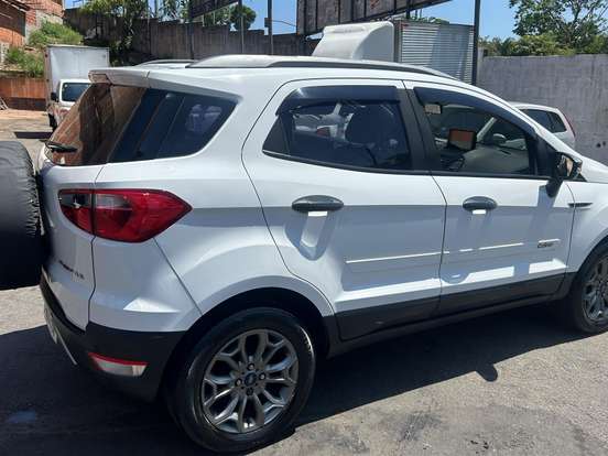 FORD-ECOSPORT-1.6 FREESTYLE 16V FLEX 4P MANUAL FORD-ECOSPORT-2014