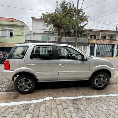 FORD-ECOSPORT-2009