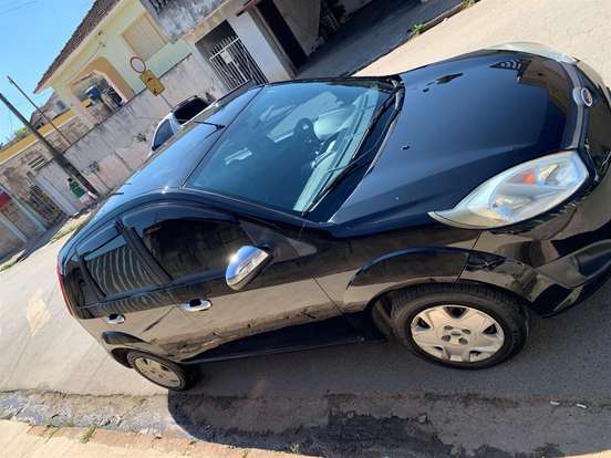 FORD-FIESTA-2013