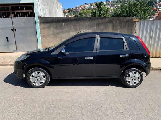 FORD-FIESTA-2013