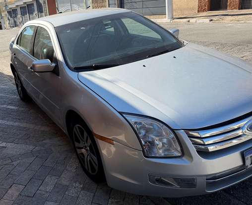 FORD-FUSION-2008