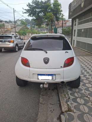 FORD-KA-2001