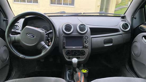 FORD-KA-2010