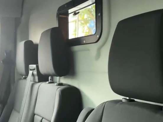 FORD-TRANSIT-2.0 ECOBLUE DIESEL FURGÃO L3H3 AUTOMÁTICO FORD-TRANSIT-2025