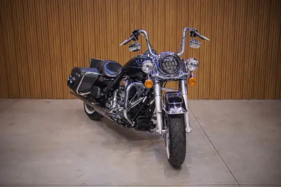 HARLEY-DAVIDSON-ROAD KING CLASSIC-2013