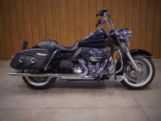 HARLEY-DAVIDSON-ROAD KING CLASSIC HARLEY-DAVIDSON-ROAD KING CLASSIC-2013