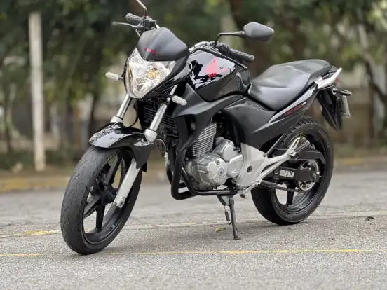 HONDA-CB 300R HONDA-CB 300R-2011