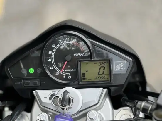 HONDA-CB 300R HONDA-CB 300R-2011
