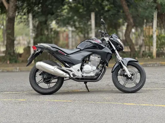 HONDA-CB 300R HONDA-CB 300R-2011