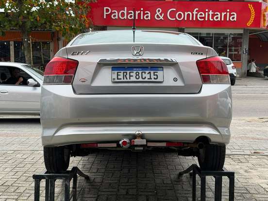 HONDA-CITY-2010