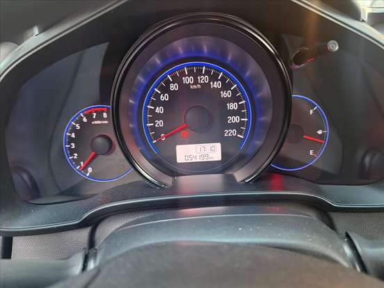 HONDA-FIT-2017