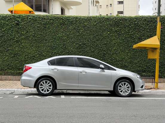 HONDA-CIVIC-2014