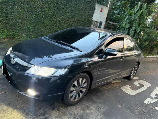 HONDA-CIVIC-2010