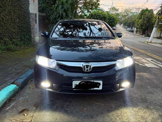 HONDA-CIVIC-2010
