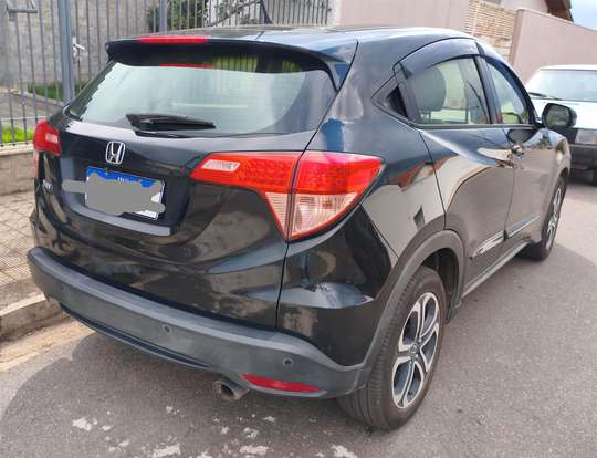 HONDA-HR-V-2016