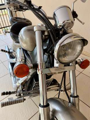 HONDA-SHADOW 600C VT-2001
