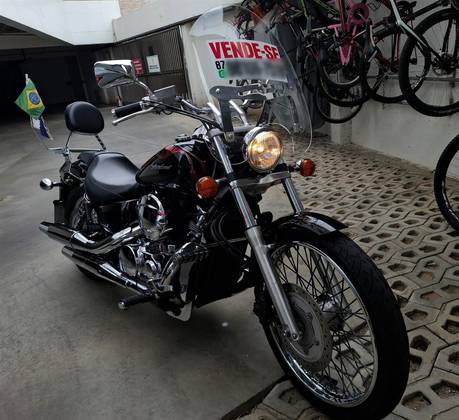 HONDA SHADOW 750 