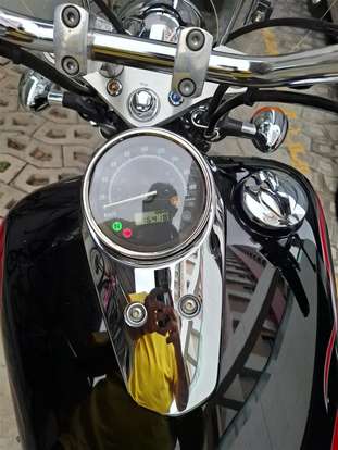HONDA-SHADOW 750-2013