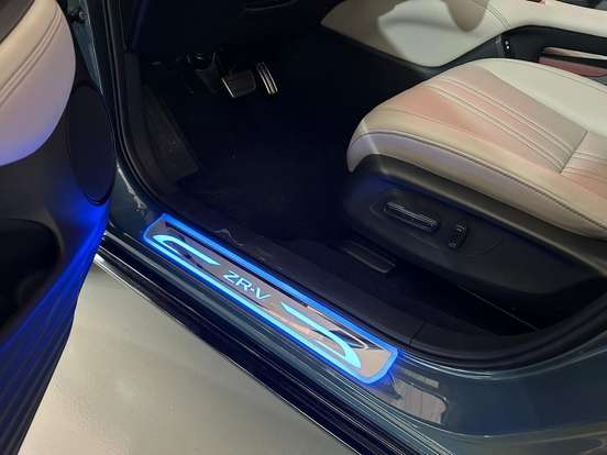 HONDA-ZR-V-2023