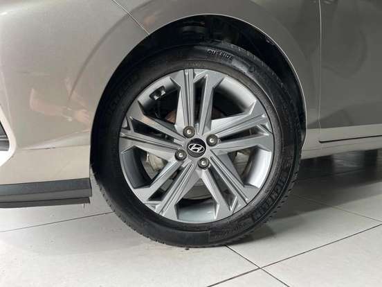 HYUNDAI-HB20-2024